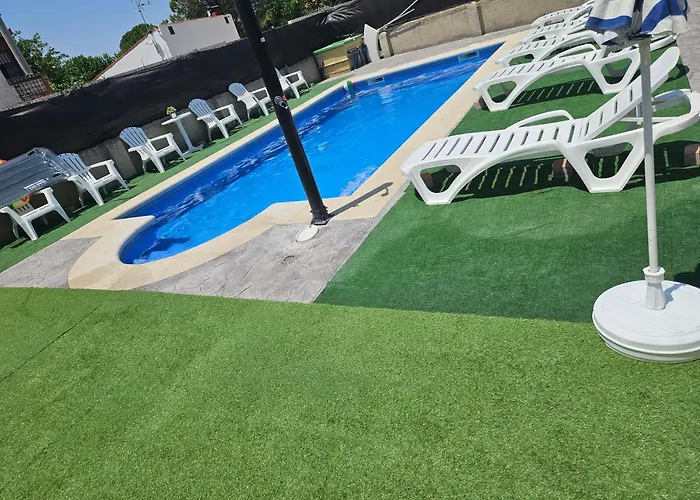 Chalet Con Piscina 50 Minutos Madrid En Escalona