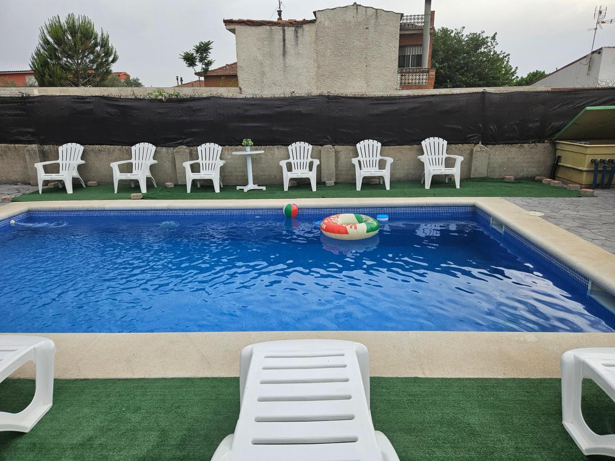 Con Piscina 50 Minutos Madrid En Escalona Hébergement de vacances