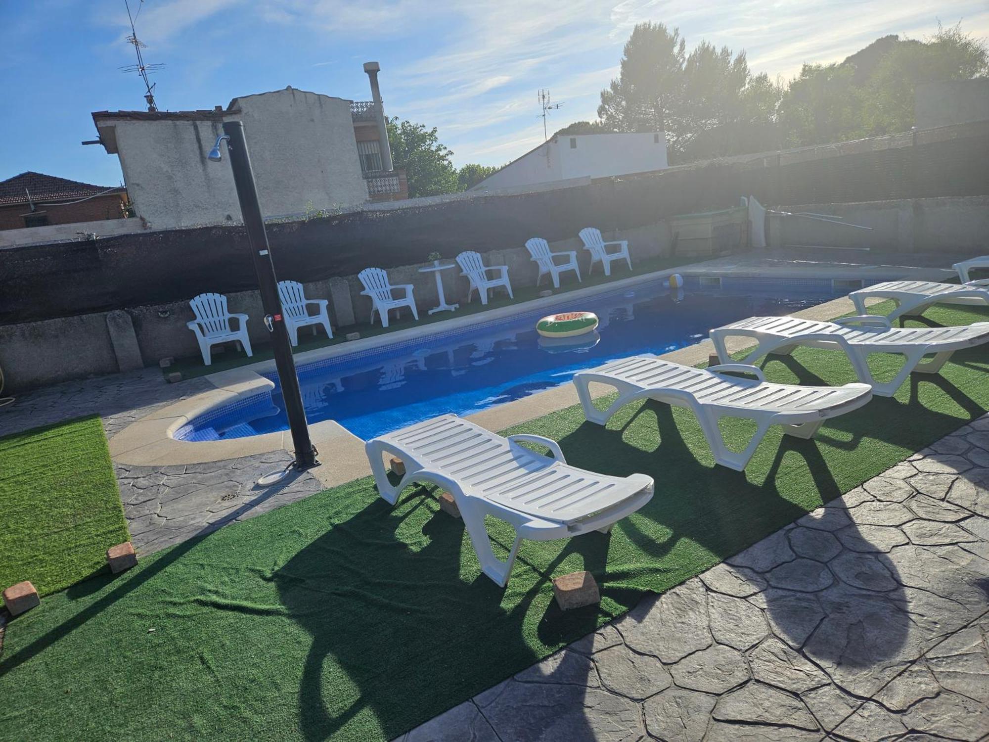 Hébergement de vacances Con Piscina 50 Minutos Madrid En Escalona *