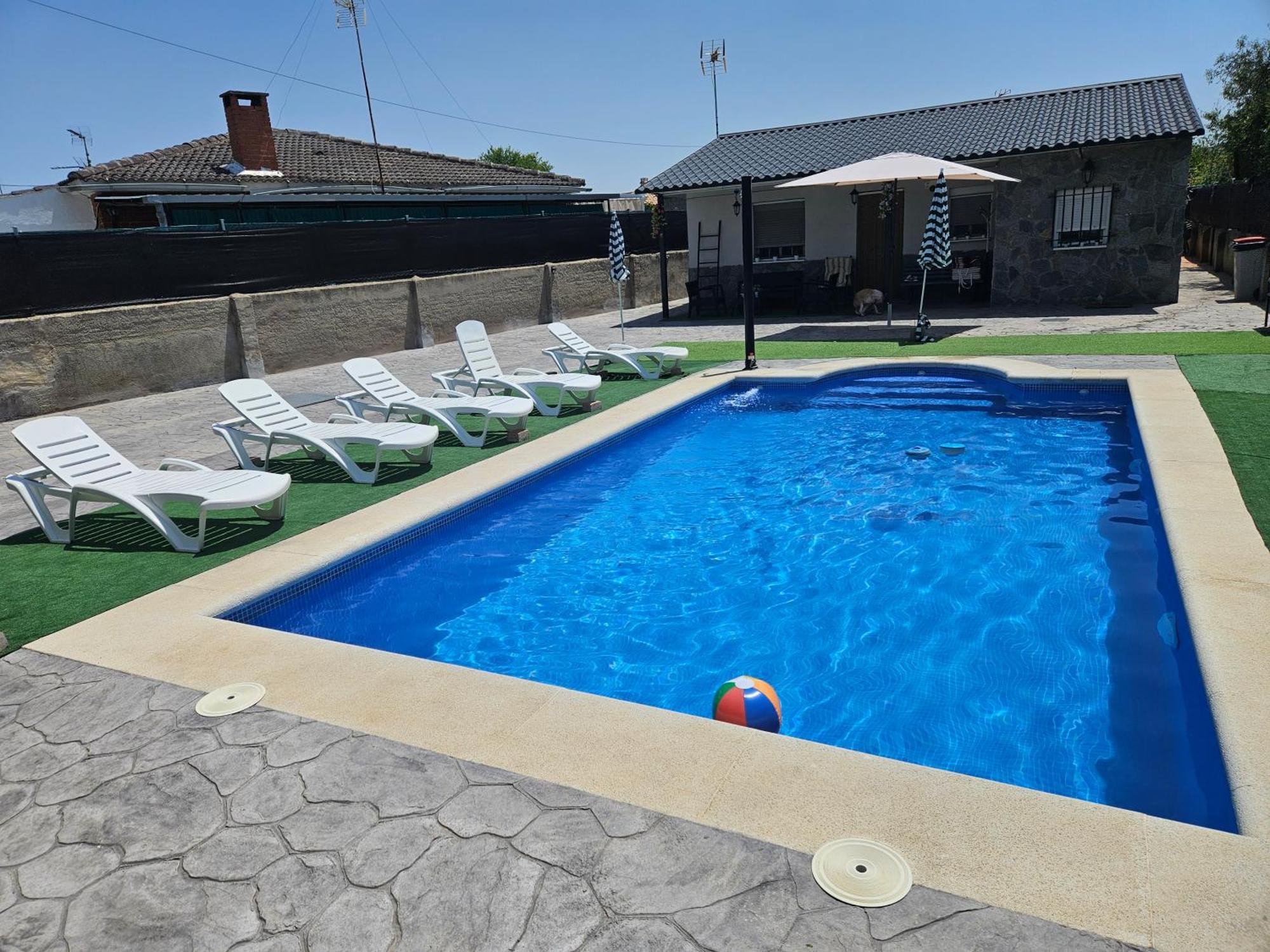 Con Piscina 50 Minutos Madrid En Escalona *